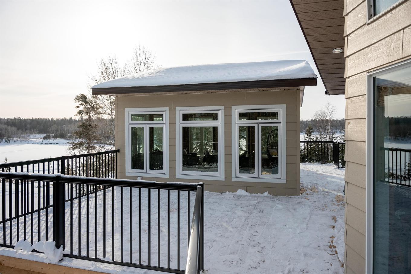 220D Phantom Drive, Kenora, ON - Outdoor With Deck Patio Veranda With Exterior