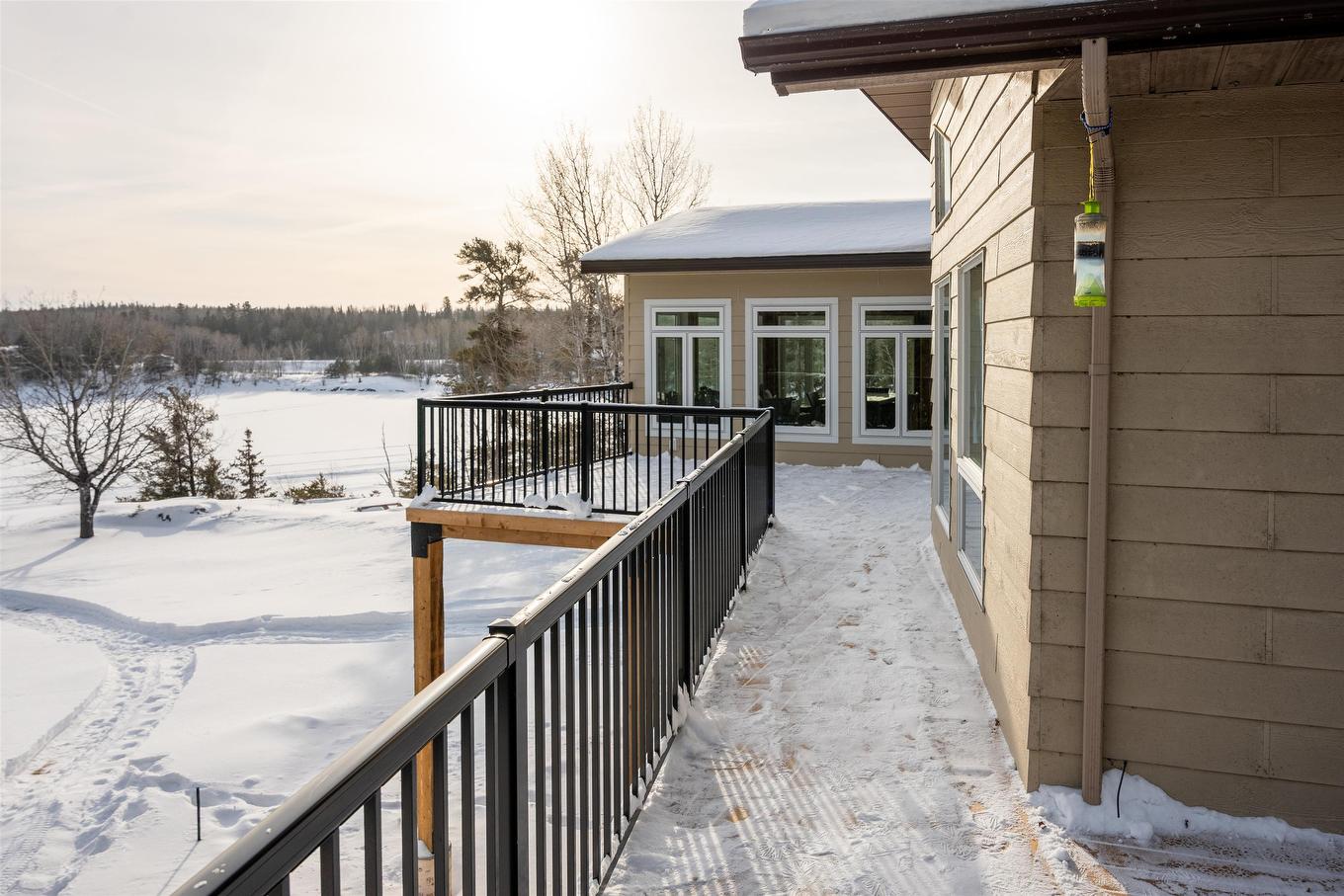 220D Phantom Drive, Kenora, ON - Outdoor With Exterior