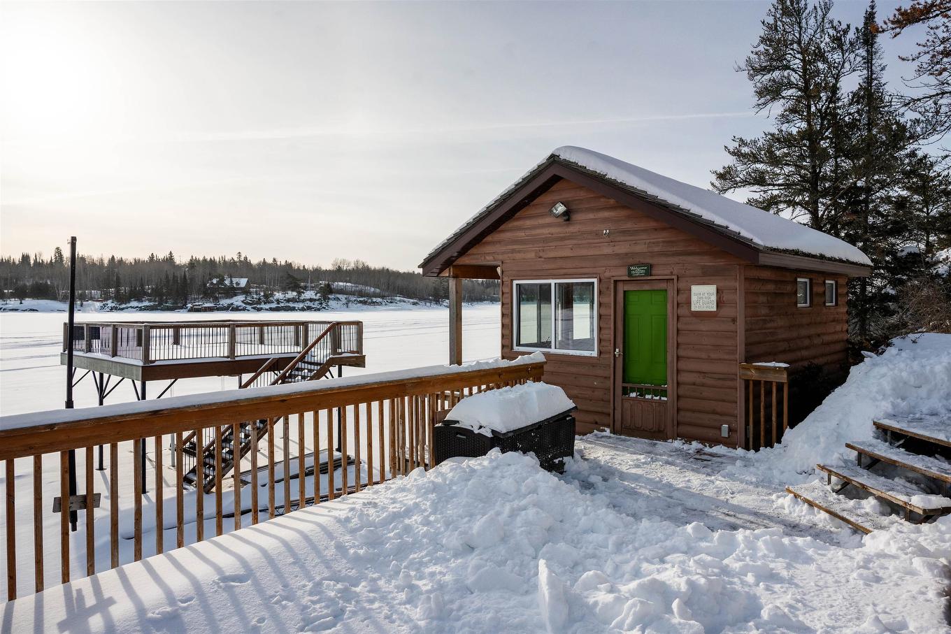 220D Phantom Drive, Kenora, ON - Outdoor