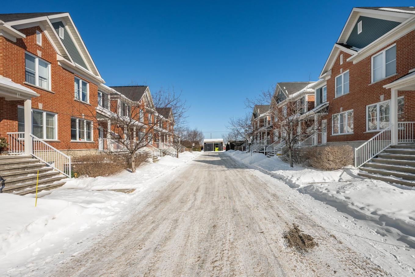 Street - 6500 Rue Claudel, Brossard, QC - Outdoor