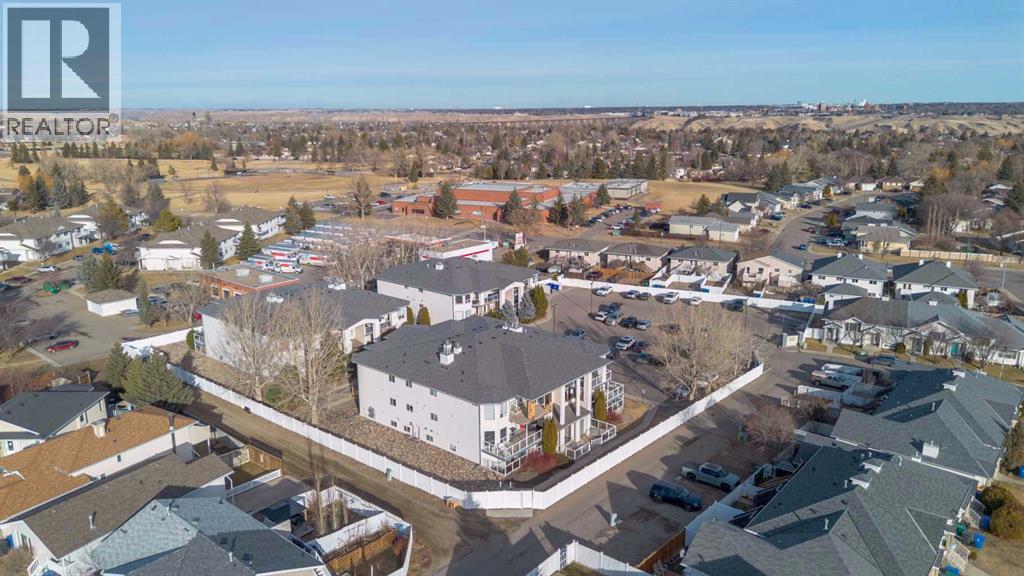 314, 23 Chilcotin Lane W, Lethbridge, AB - Outdoor With View