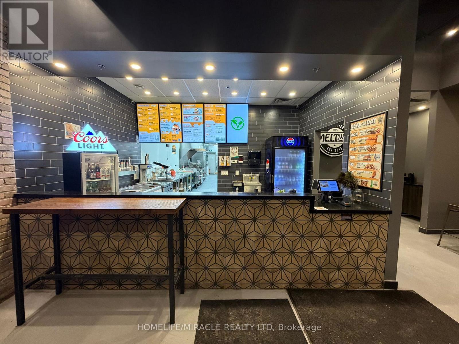 12 - 218 Silvercreek Parkway N, Guelph, ON