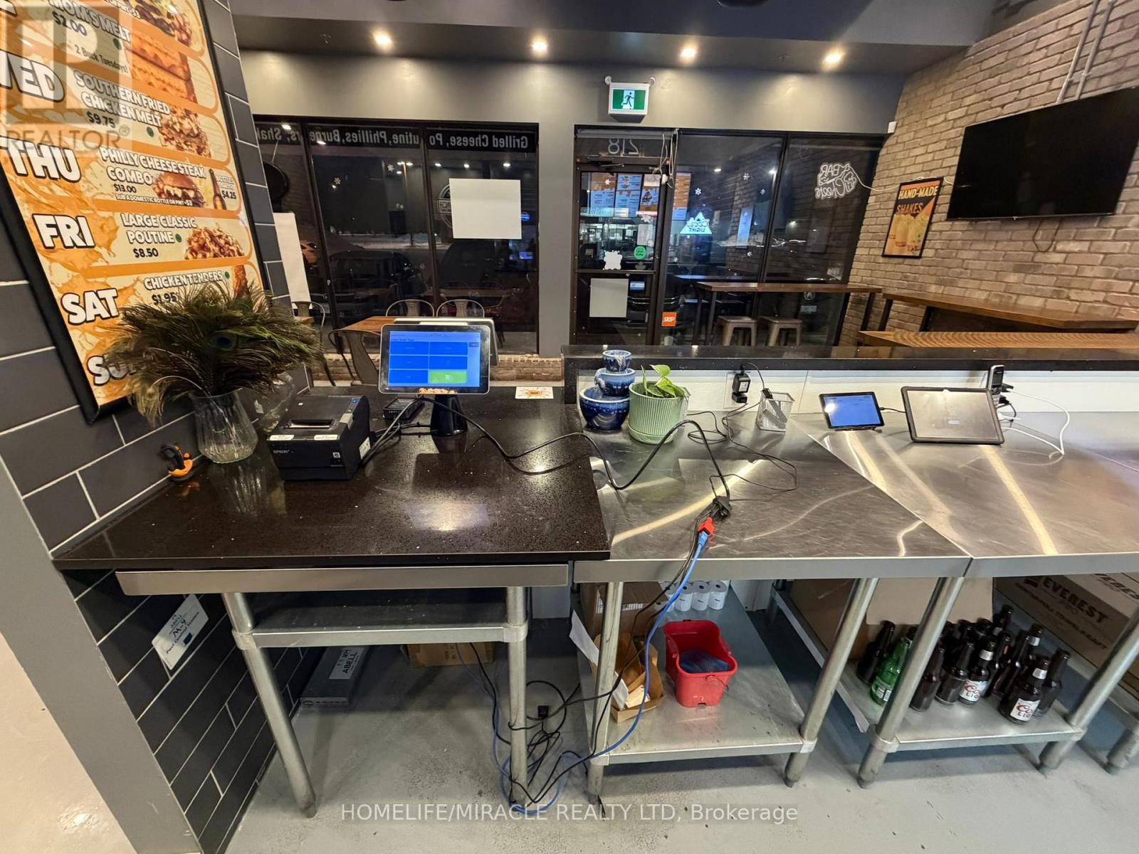 12 - 218 Silvercreek Parkway N, Guelph, ON