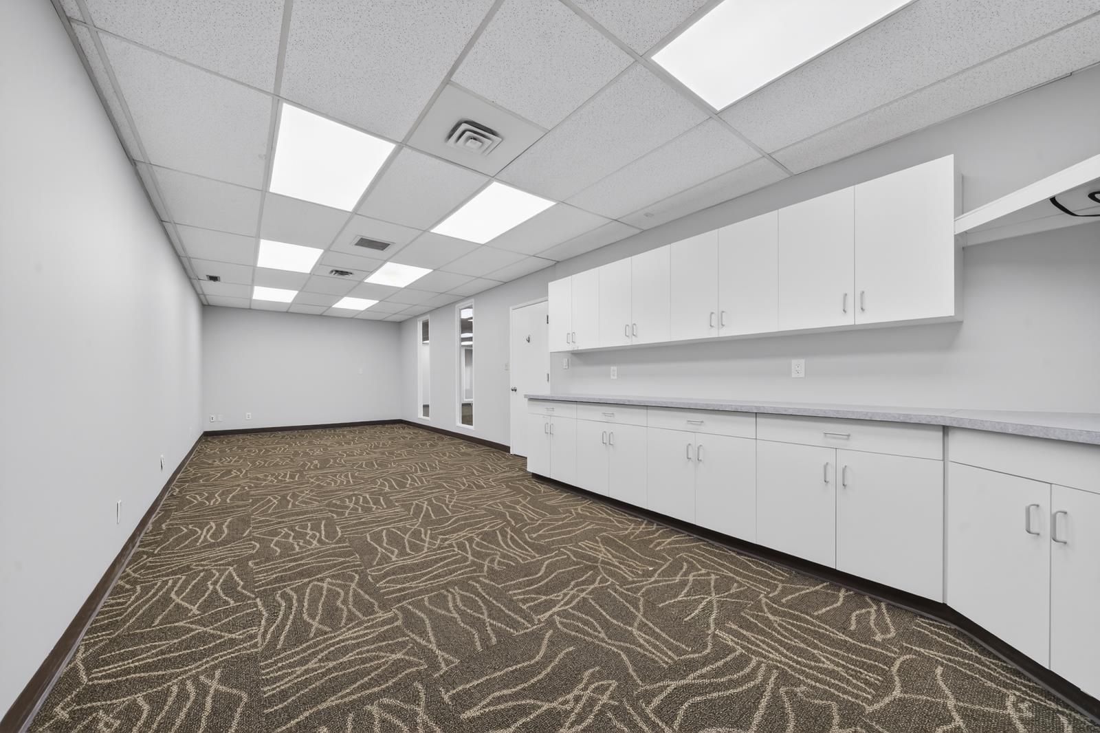 10821 209 St Nw, Edmonton, AB