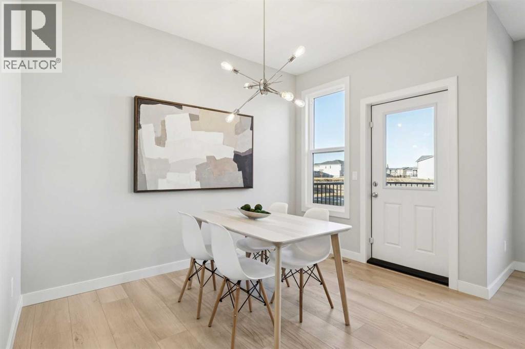 438 South Shore Drive, Chestermere, AB - Indoor Photo Showing Dining Room