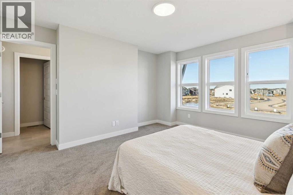 438 South Shore Drive, Chestermere, AB - Indoor Photo Showing Bedroom