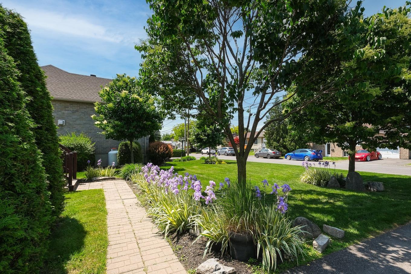 Frontage - 5710 Rue Anthony, Brossard, QC - Outdoor