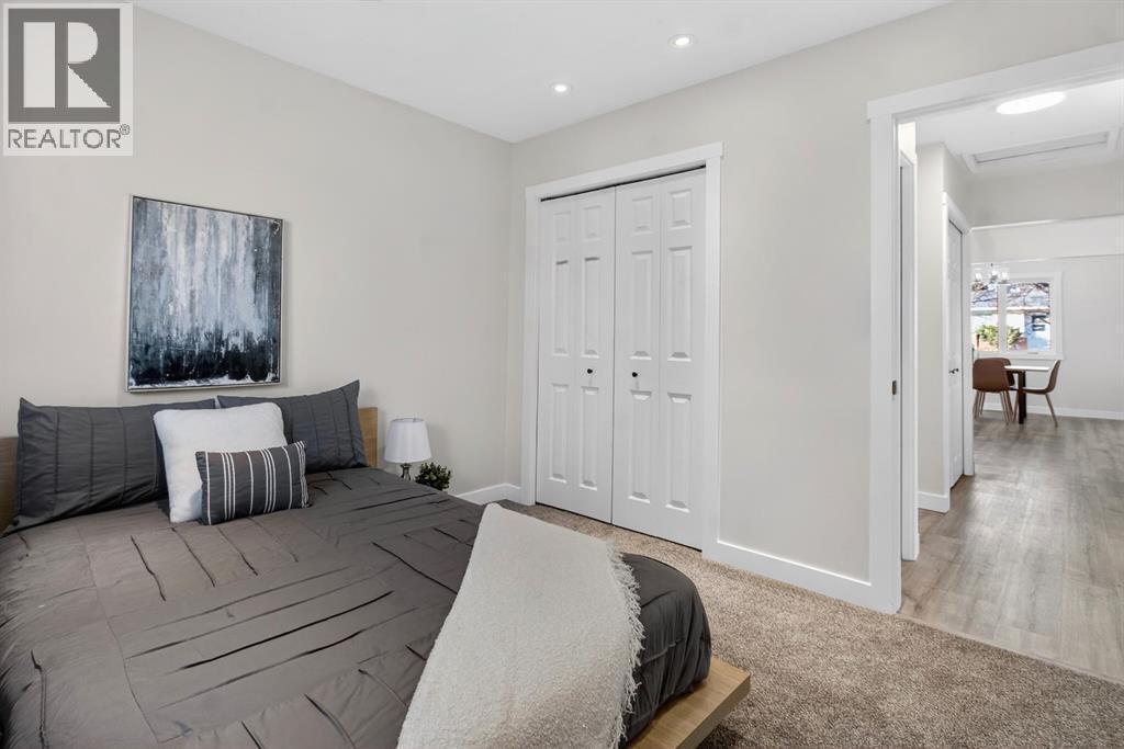 203 Lynnover Place Se, Calgary, AB - Indoor Photo Showing Bedroom