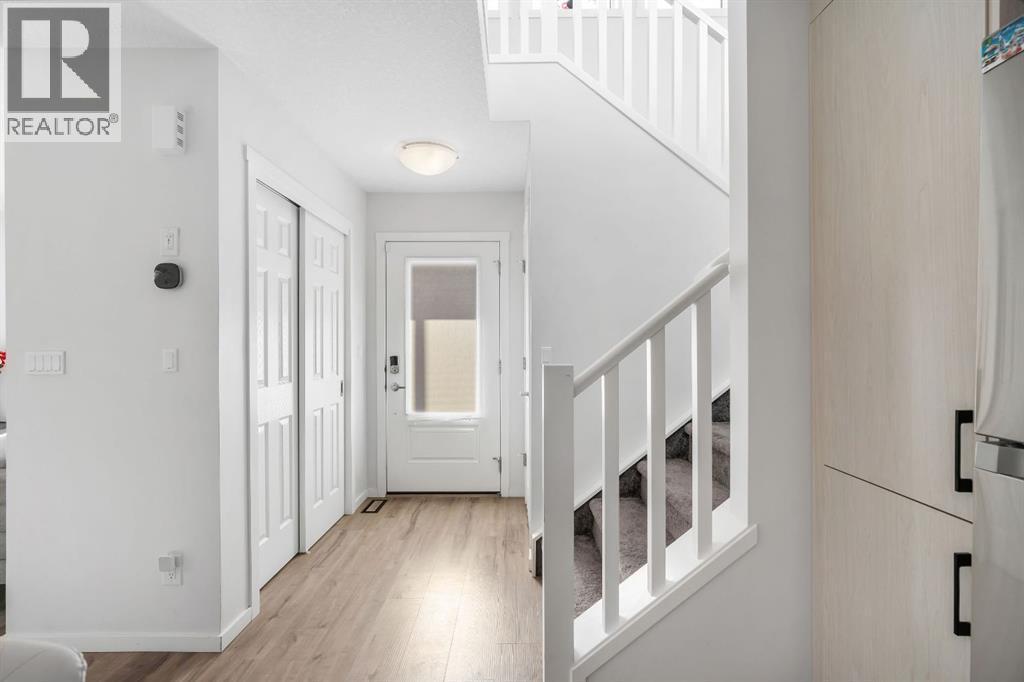 4 Southwinds Gate Sw, Airdrie, AB - Indoor Photo Showing Other Room