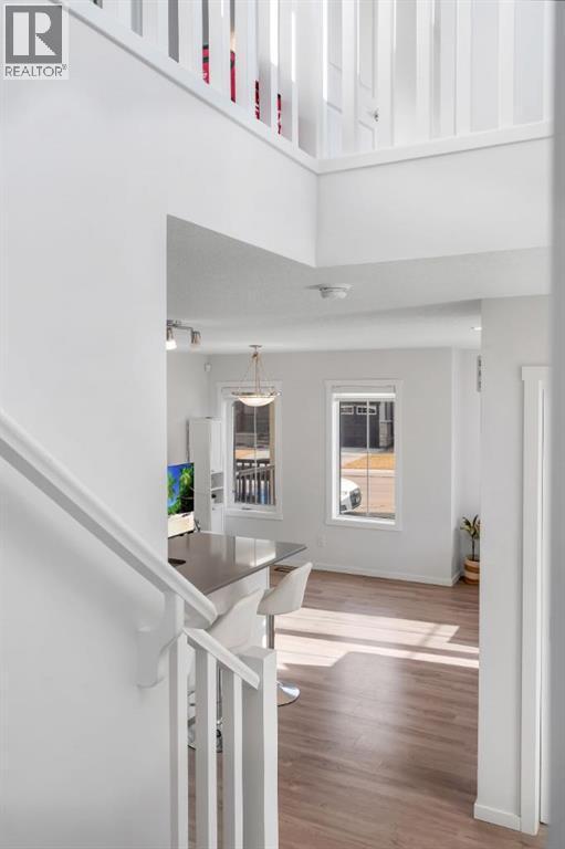 4 Southwinds Gate Sw, Airdrie, AB - Indoor Photo Showing Other Room