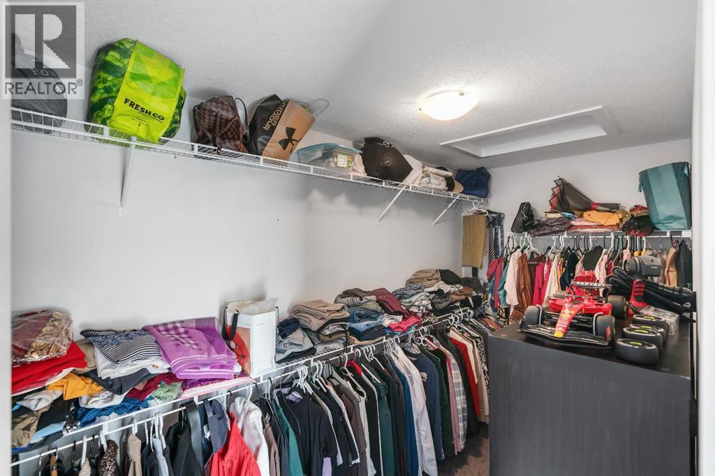 4 Southwinds Gate Sw, Airdrie, AB - Indoor With Storage