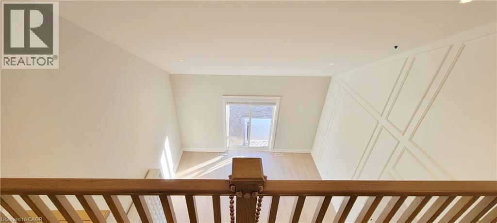 baseboards - 24 Tamarack Way, Simcoe, ON - Indoor Photo Showing Other Room