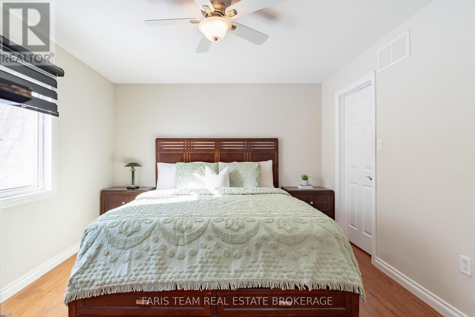 360 Concession Road 6 E, Tiny, ON - Indoor Photo Showing Bedroom