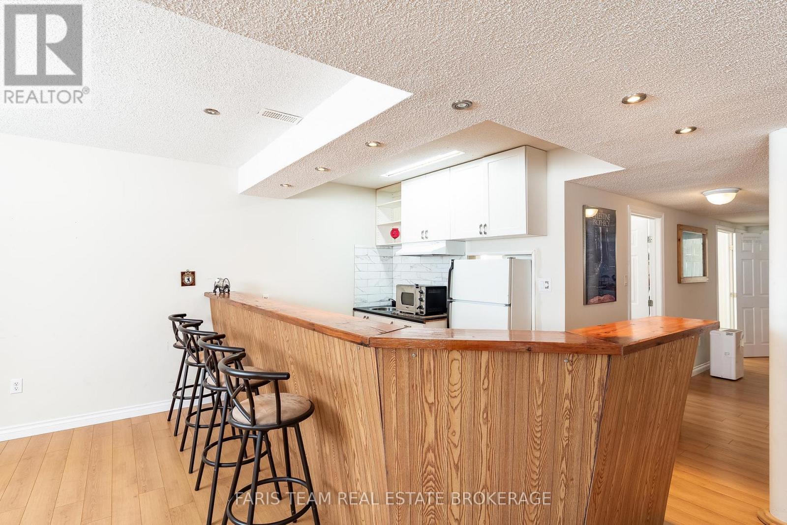 360 Concession Road 6 E, Tiny, ON - Indoor