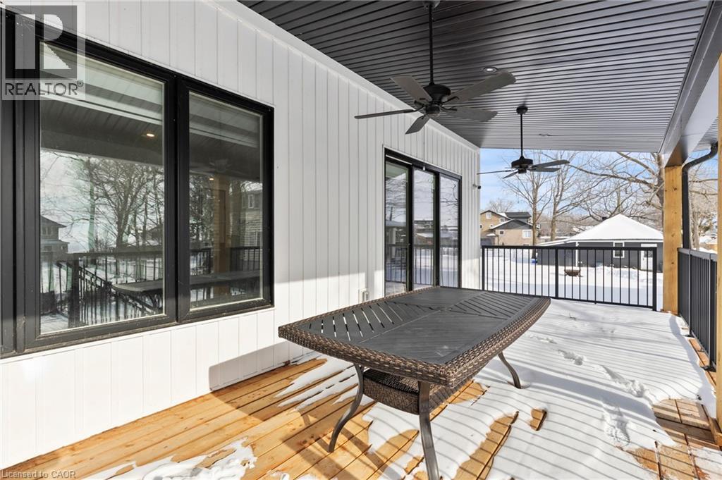 3709 Ryan Avenue, Fort Erie, ON - Outdoor With Deck Patio Veranda With Exterior