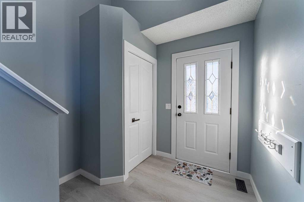 134 Erin Meadow Crescent Se, Calgary, AB - Indoor Photo Showing Other Room