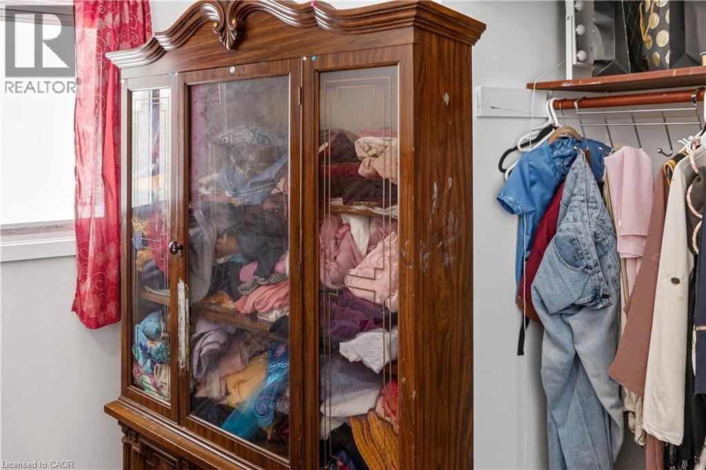 52 Ruby Street, Kitchener, ON - Indoor Photo Showing Other Room