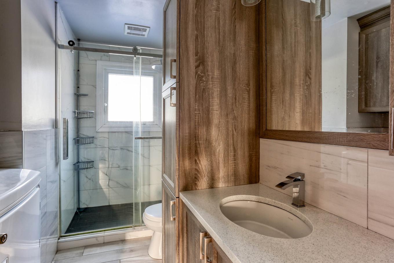 Bathroom - 170 127E Rue, Shawinigan, QC - Indoor Photo Showing Bathroom