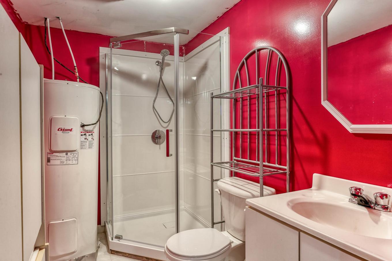 Bathroom - 170 127E Rue, Shawinigan, QC - Indoor Photo Showing Bathroom