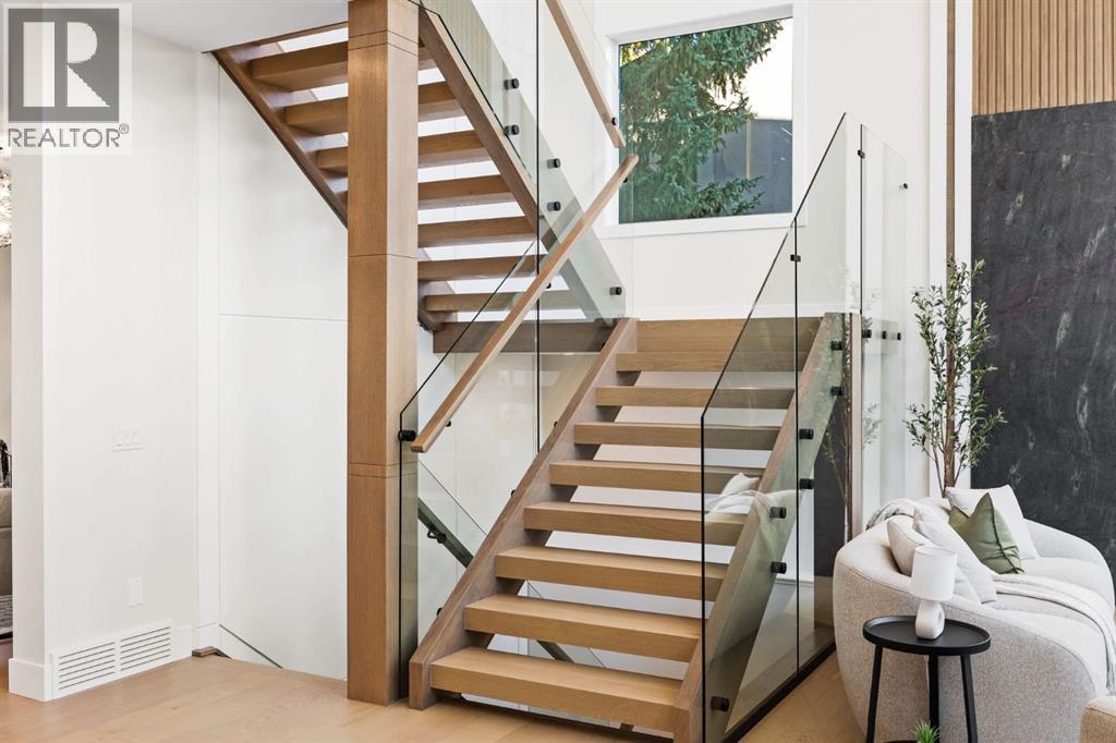 620 Varsity Estates Crescent Nw, Calgary, AB - Indoor Photo Showing Other Room