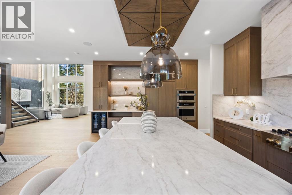 620 Varsity Estates Crescent Nw, Calgary, AB - Indoor Photo Showing Bedroom