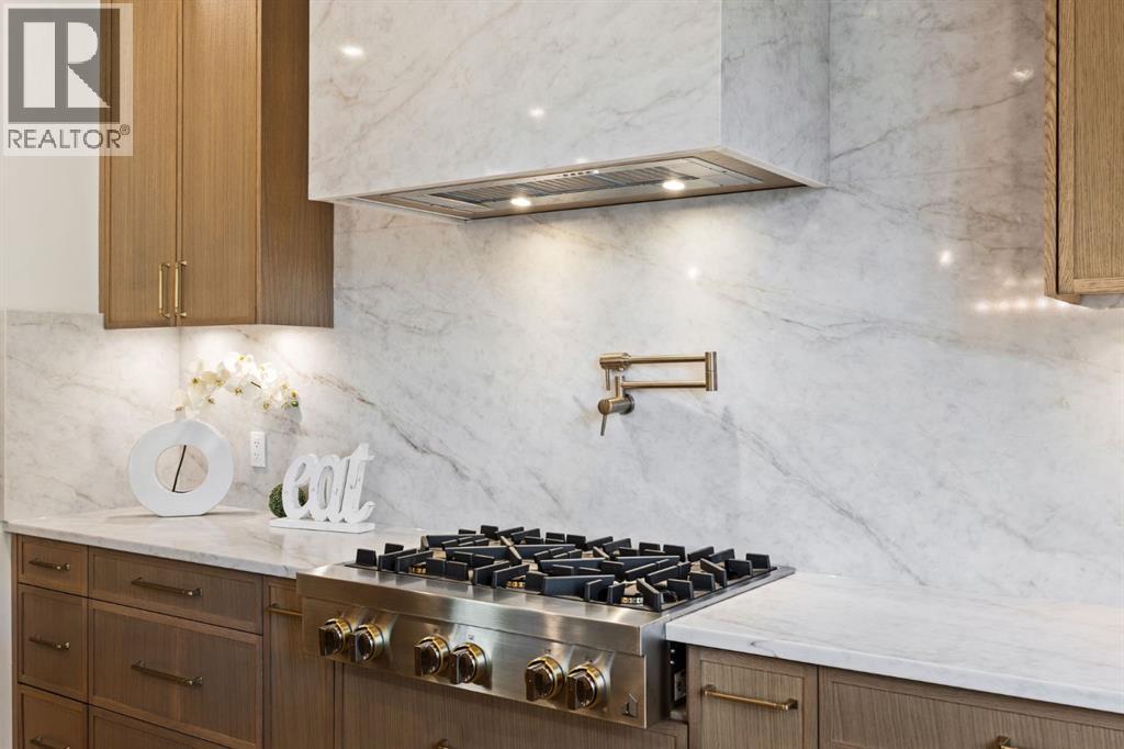 620 Varsity Estates Crescent Nw, Calgary, AB - Indoor Photo Showing Kitchen