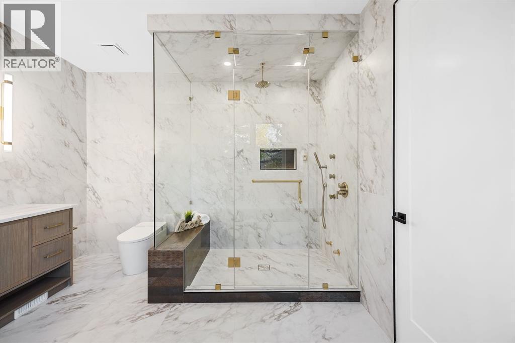 620 Varsity Estates Crescent Nw, Calgary, AB - Indoor Photo Showing Bathroom