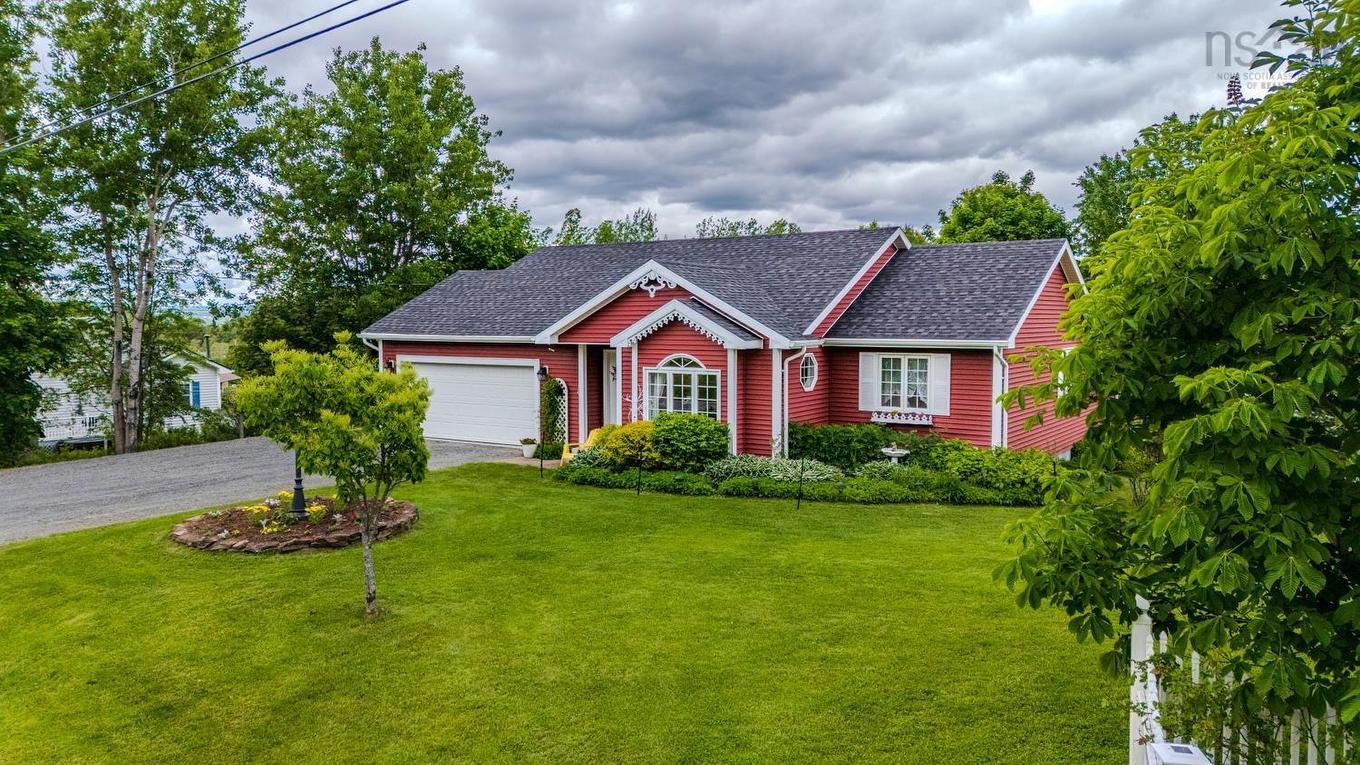 157 Parkwood South, Truro Heights, NS