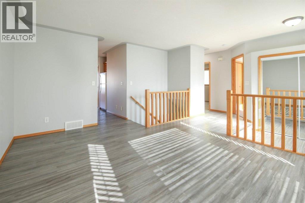 33 Duckering Close, Red Deer, AB - Indoor Photo Showing Other Room