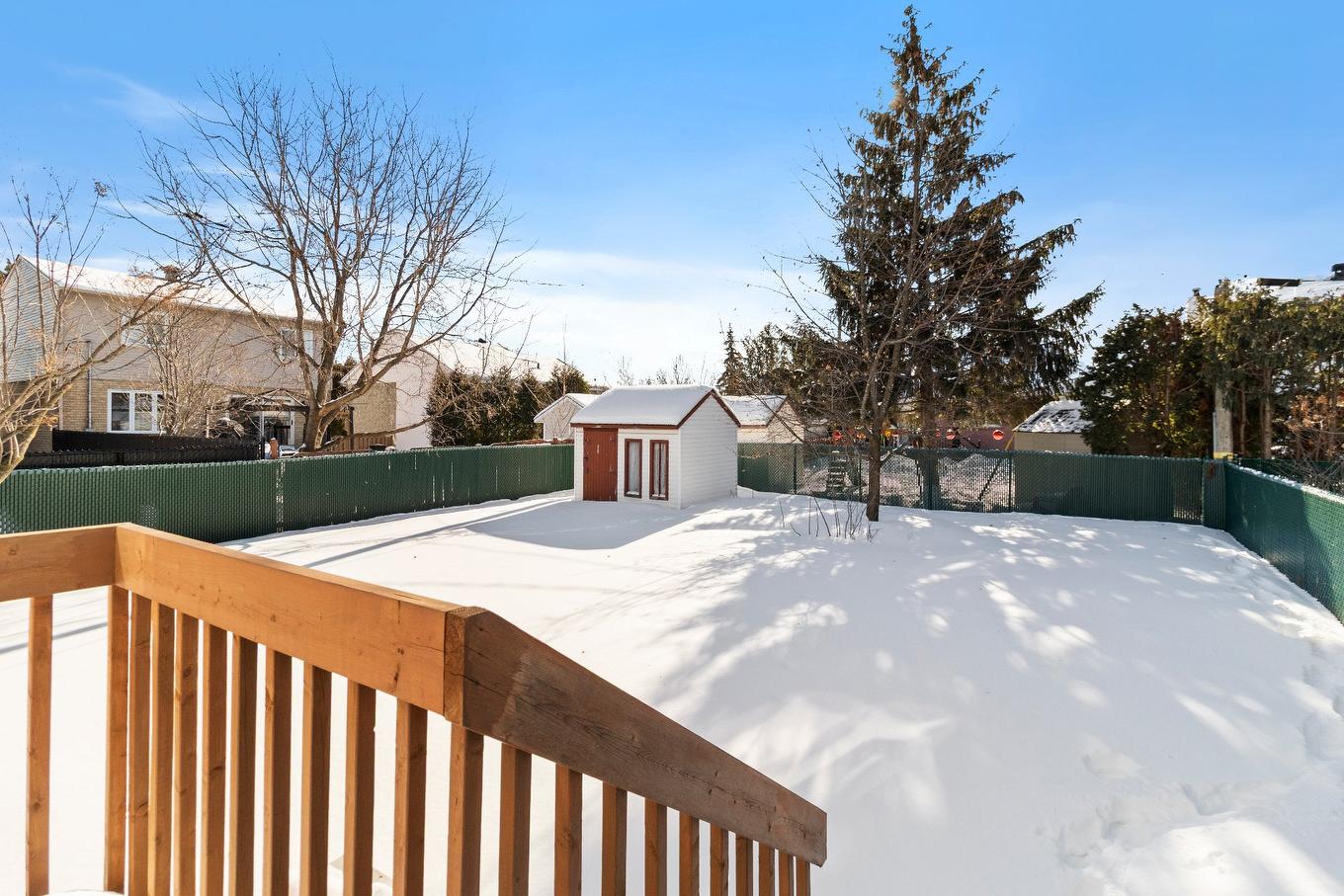 Cour - 1381 Boul. Gaétan-Boucher, Longueuil (Saint-Hubert), QC - Outdoor