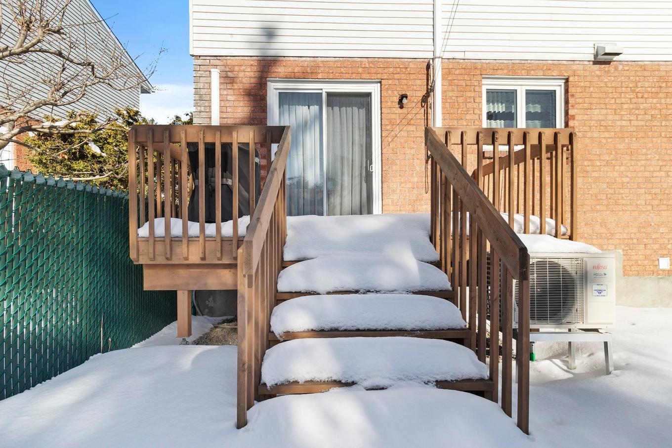 Terrasse - 1381 Boul. Gaétan-Boucher, Longueuil (Saint-Hubert), QC - Outdoor With Exterior