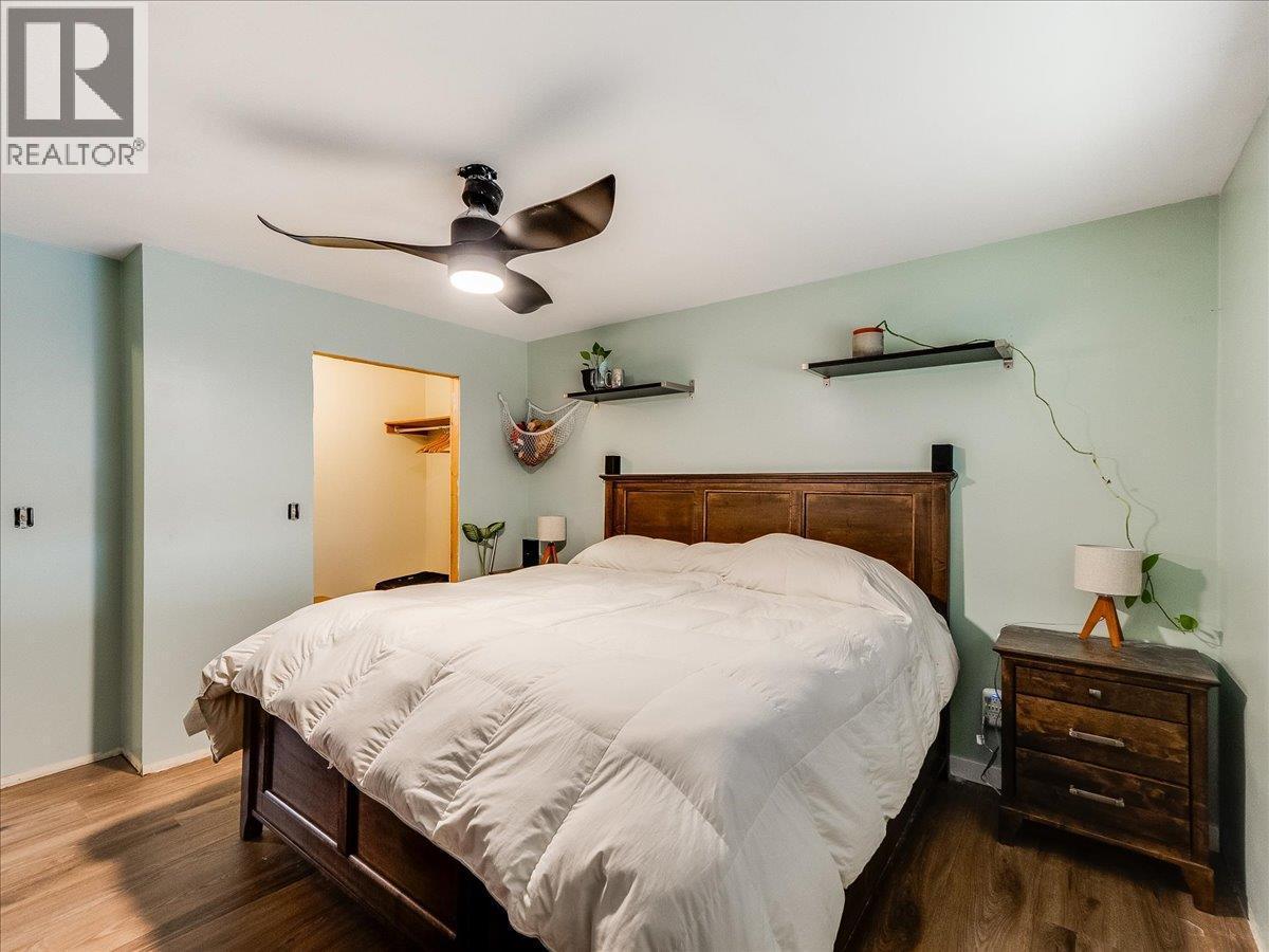 522 3Rd Avenue, Rivervale, BC - Indoor Photo Showing Bedroom
