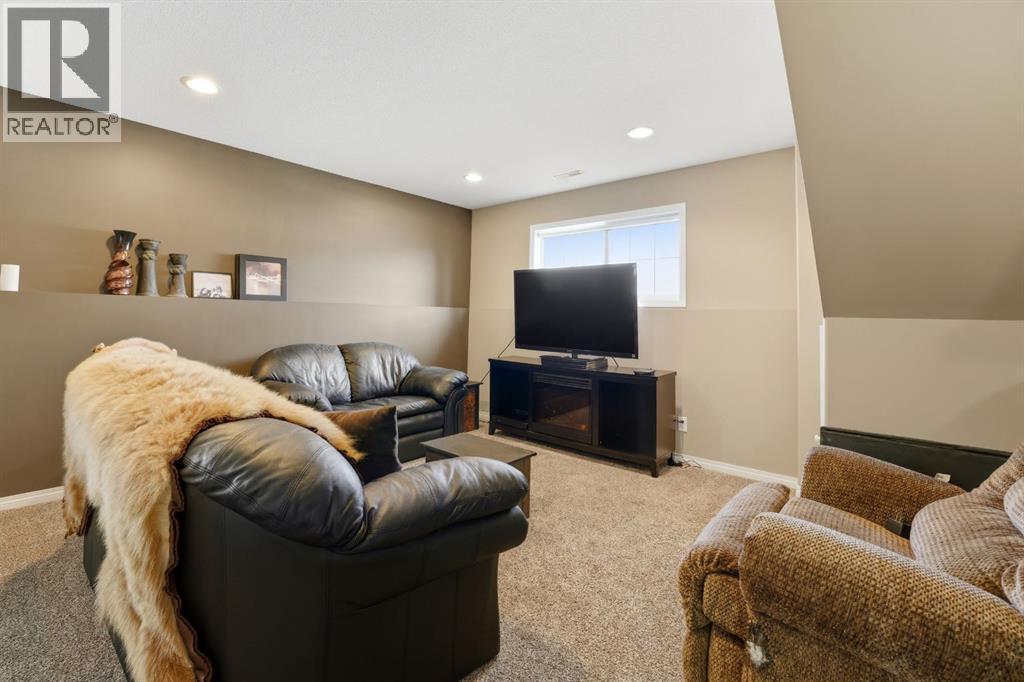 57 Garden Road, Lacombe, AB - Indoor