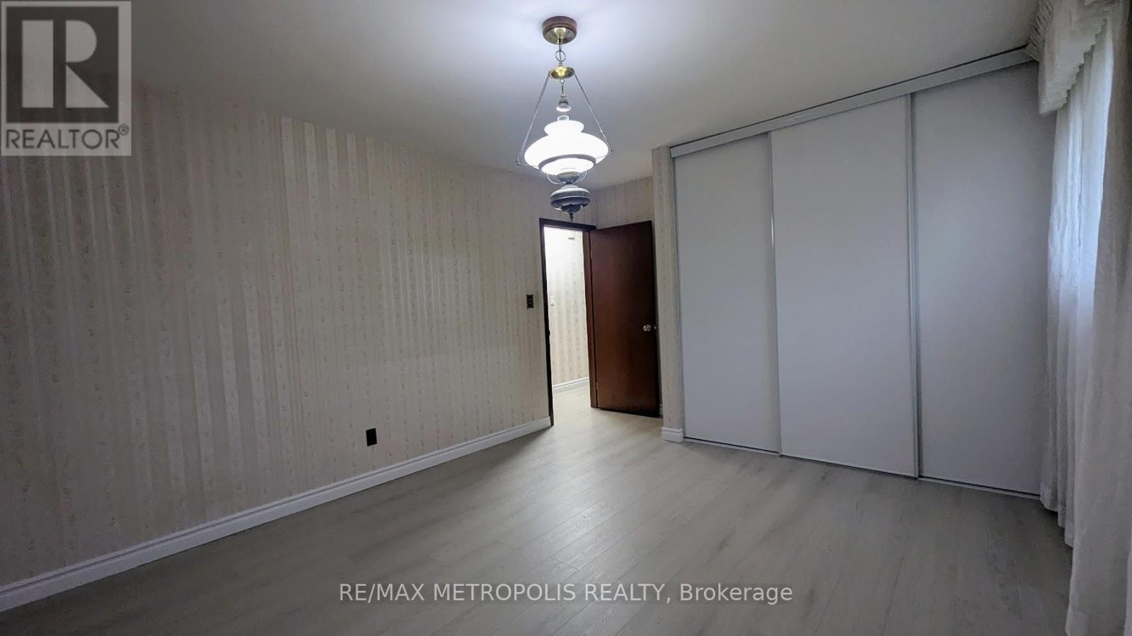 83 Longwood Drive, Waterloo, ON - Indoor Photo Showing Other Room