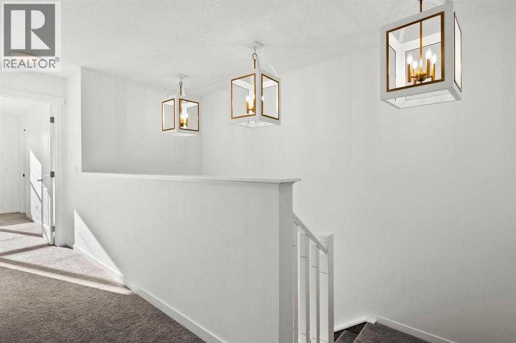 640 Masters Road Se, Calgary, AB - Indoor Photo Showing Other Room