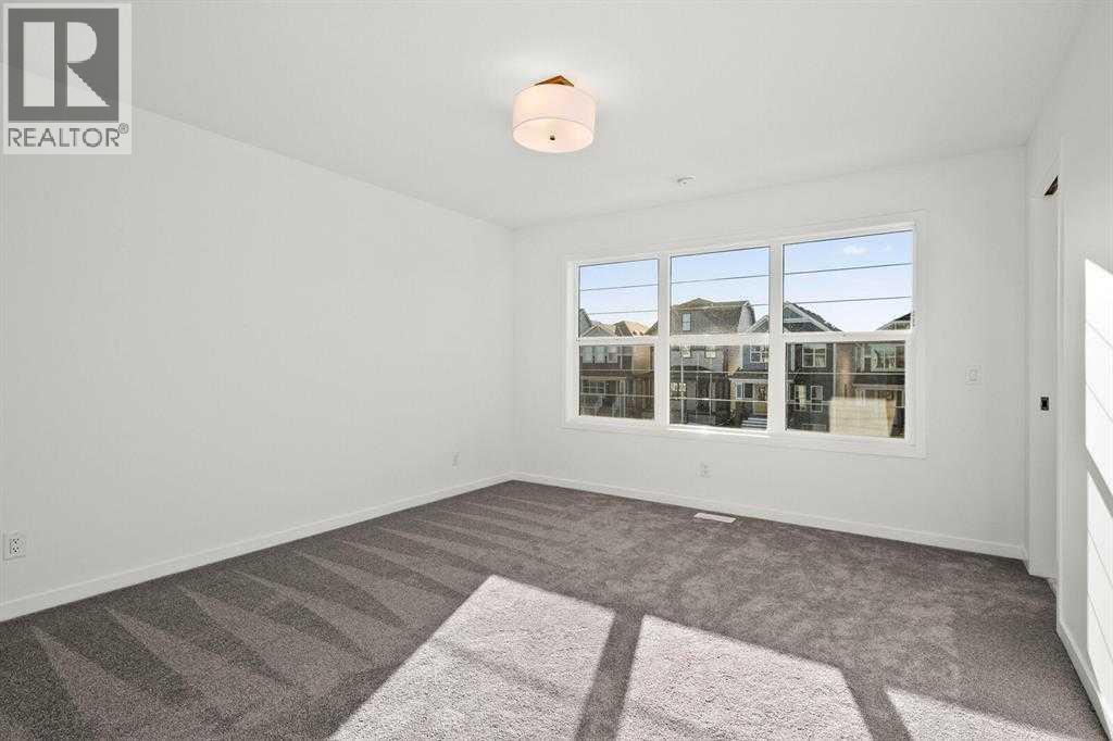 640 Masters Road Se, Calgary, AB - Indoor Photo Showing Other Room