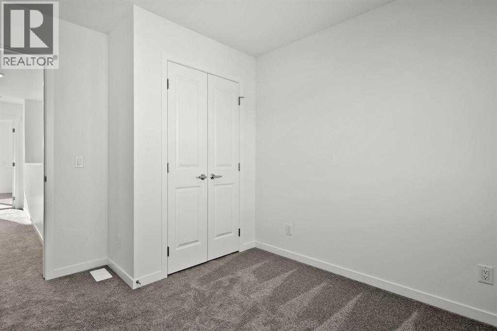 640 Masters Road Se, Calgary, AB - Indoor Photo Showing Other Room