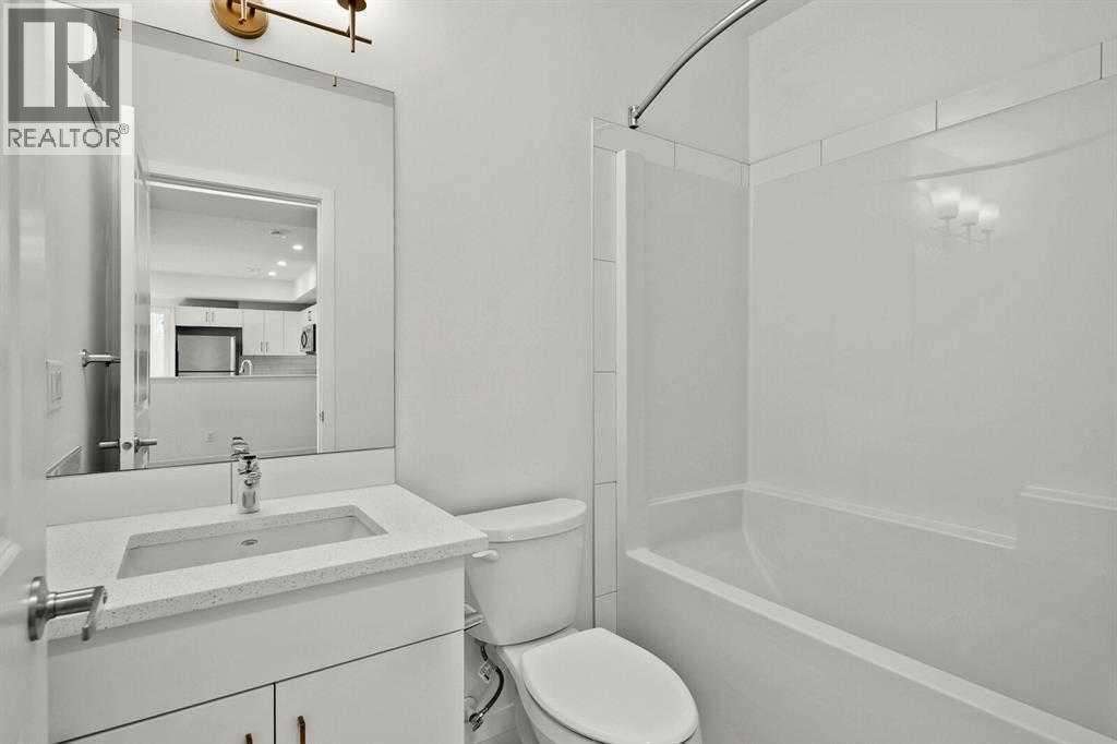 640 Masters Road Se, Calgary, AB - Indoor Photo Showing Bathroom