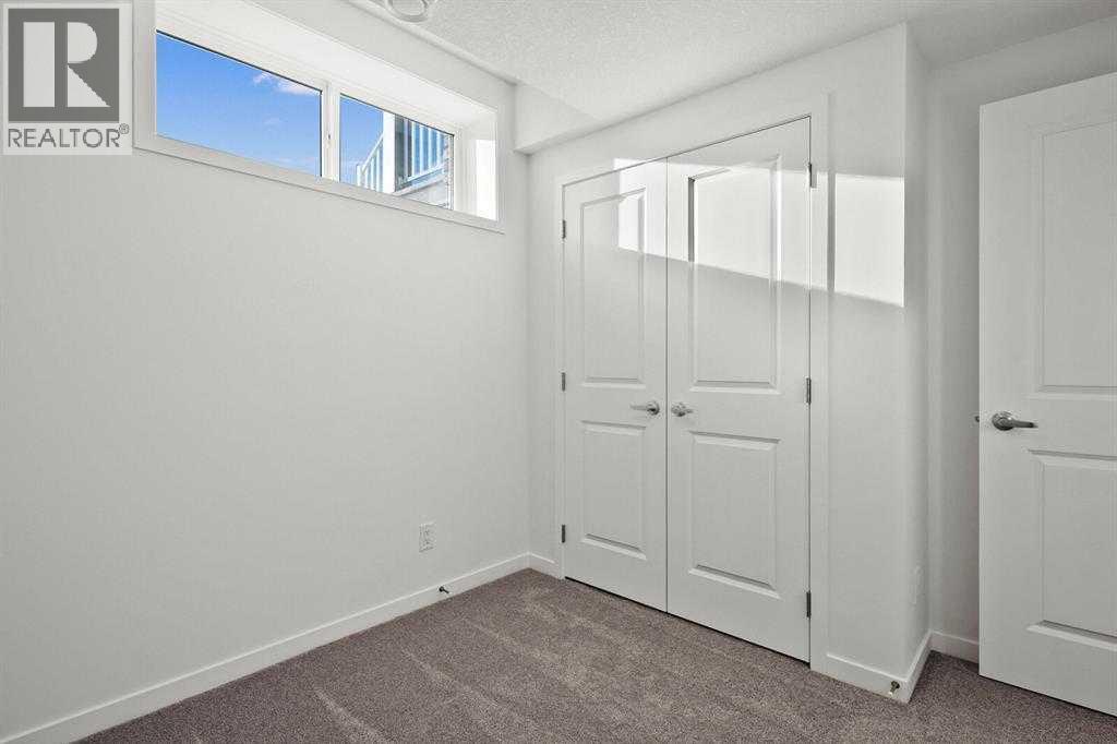 640 Masters Road Se, Calgary, AB - Indoor Photo Showing Other Room