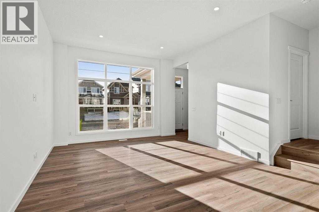 640 Masters Road Se, Calgary, AB - Indoor Photo Showing Other Room