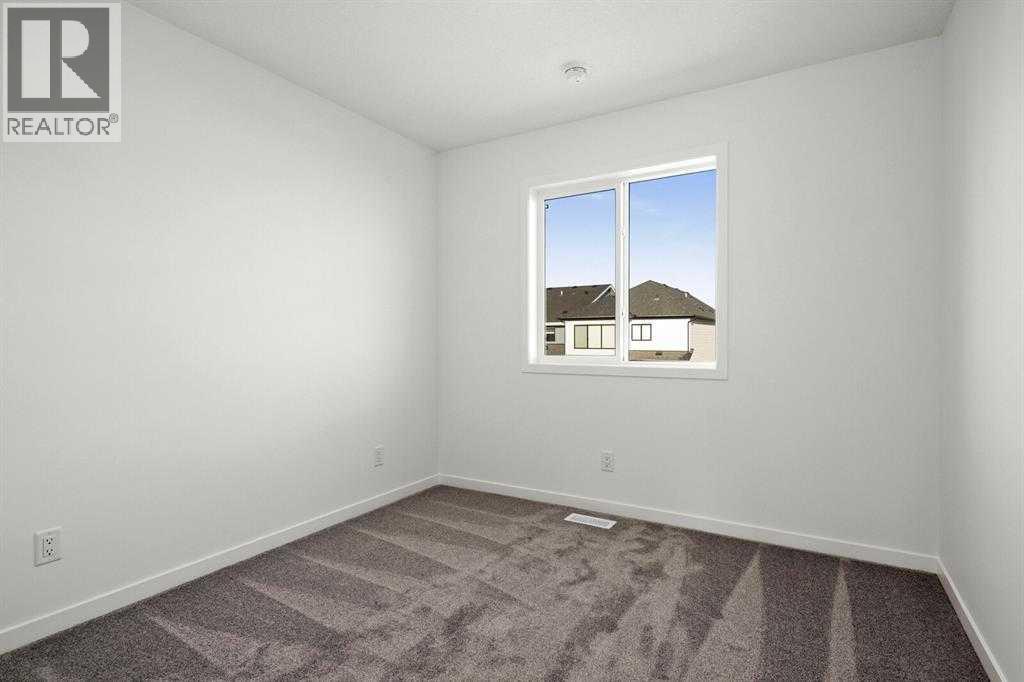 640 Masters Road Se, Calgary, AB - Indoor Photo Showing Other Room