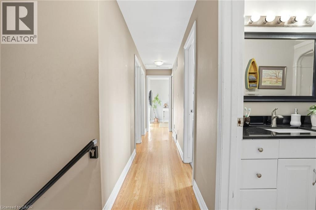 65 Rolston Drive, Hamilton, ON - Indoor Photo Showing Other Room