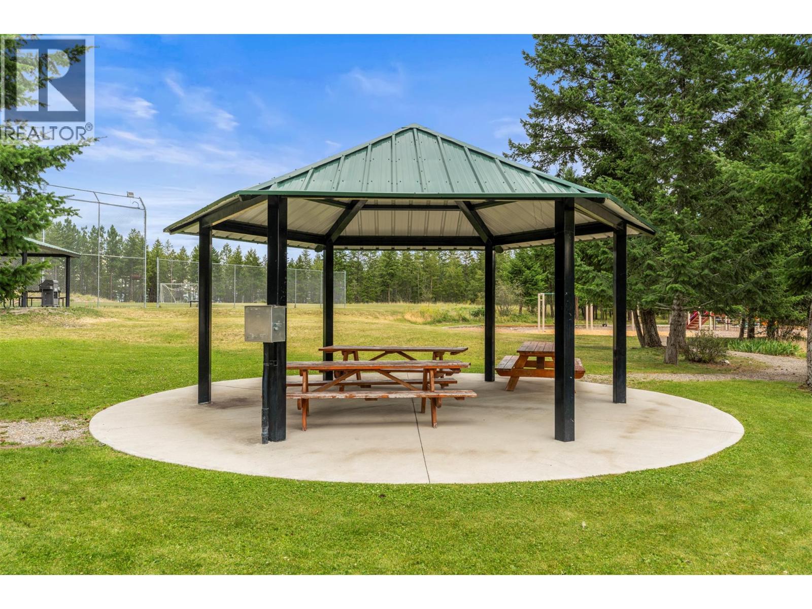 450 Mountain Drive, Vernon, BC
