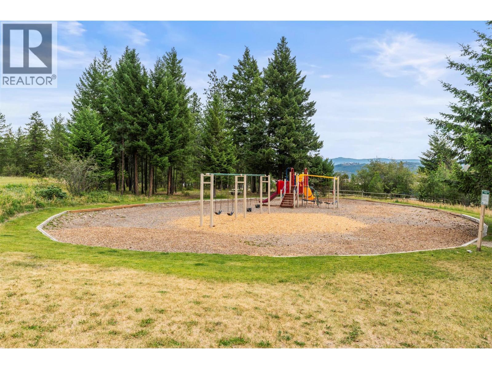 450 Mountain Drive, Vernon, BC