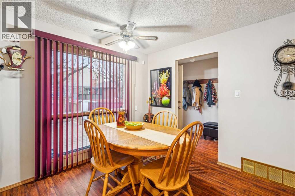 119 Whiteridge Place Ne, Calgary, AB - Indoor Photo Showing Dining Room