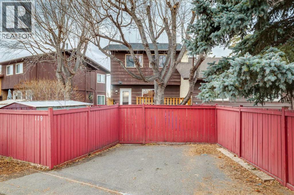 119 Whiteridge Place Ne, Calgary, AB - Outdoor