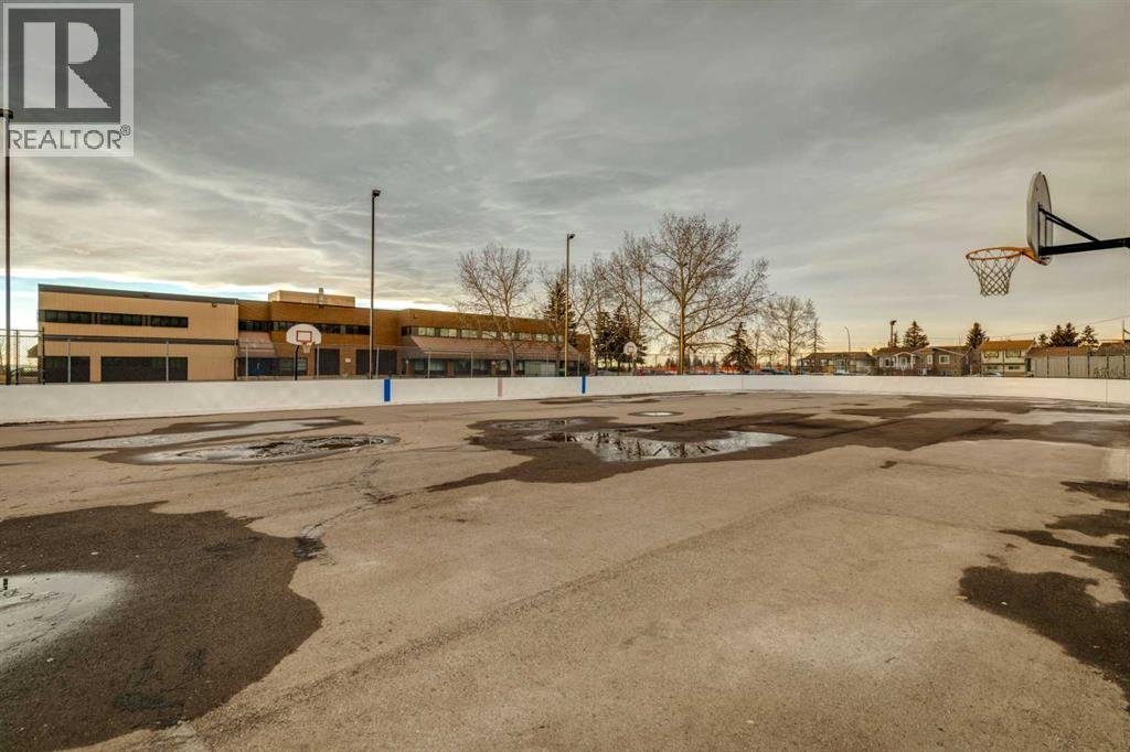 119 Whiteridge Place Ne, Calgary, AB - Outdoor