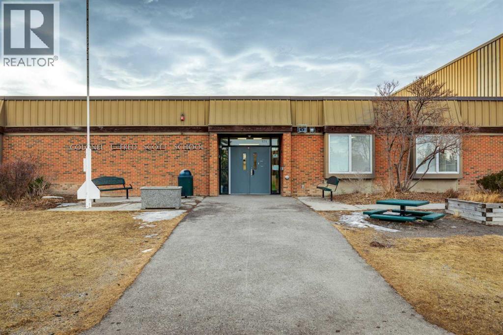 119 Whiteridge Place Ne, Calgary, AB - Outdoor