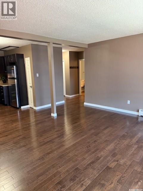 22 38 Spence Street, Regina, SK - Indoor