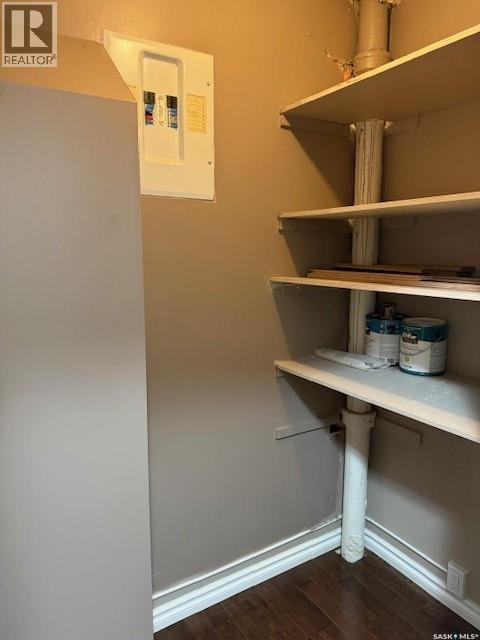 22 38 Spence Street, Regina, SK - Indoor With Storage